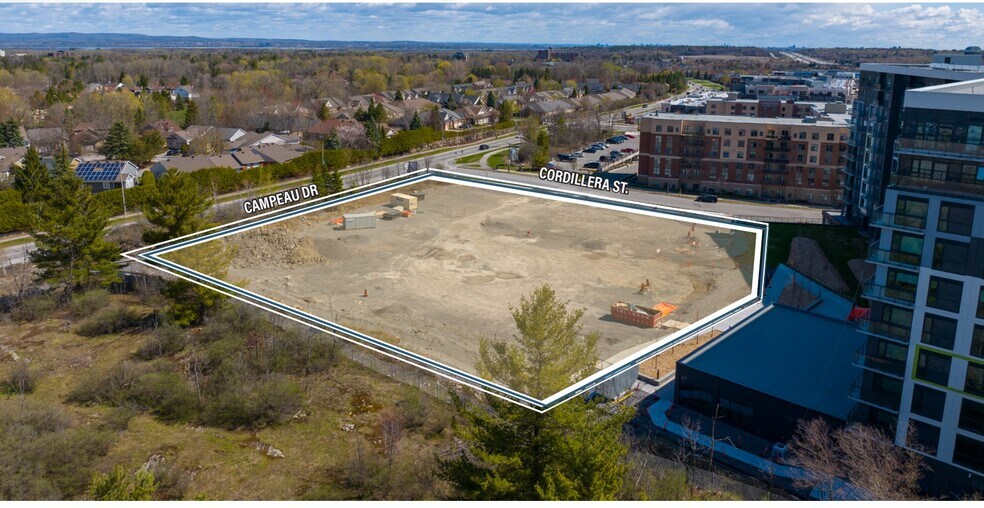 500 Cordillera St, Kanata, ON à vendre - Photo de l’immeuble – Image 2 sur 10