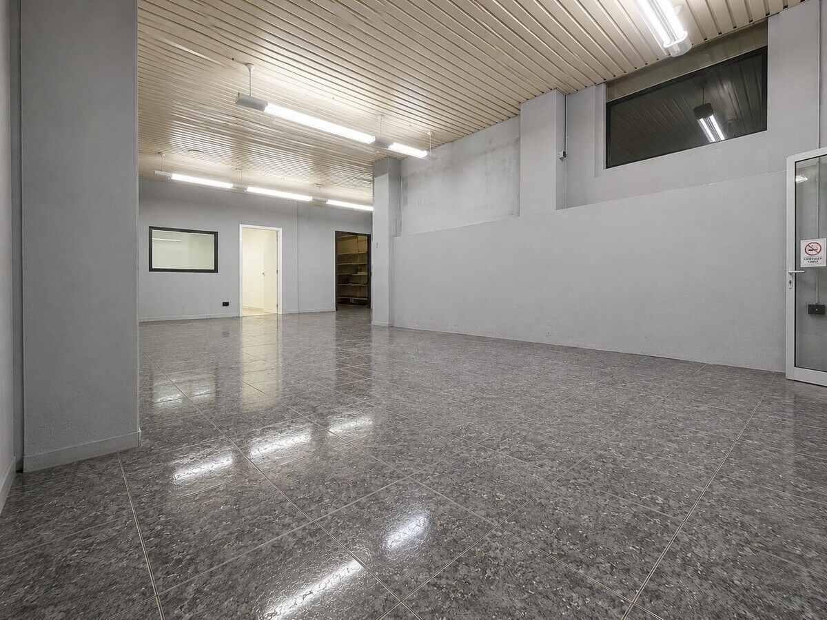 Reus, TAR 43202 - Lot 1 - - Photo intérieure - Image 2 of 7