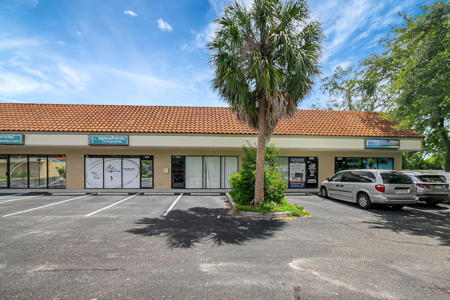 7214 Massachusetts Ave, New Port Richey, FL à louer - Photo de l’immeuble – Image 3 sur 11