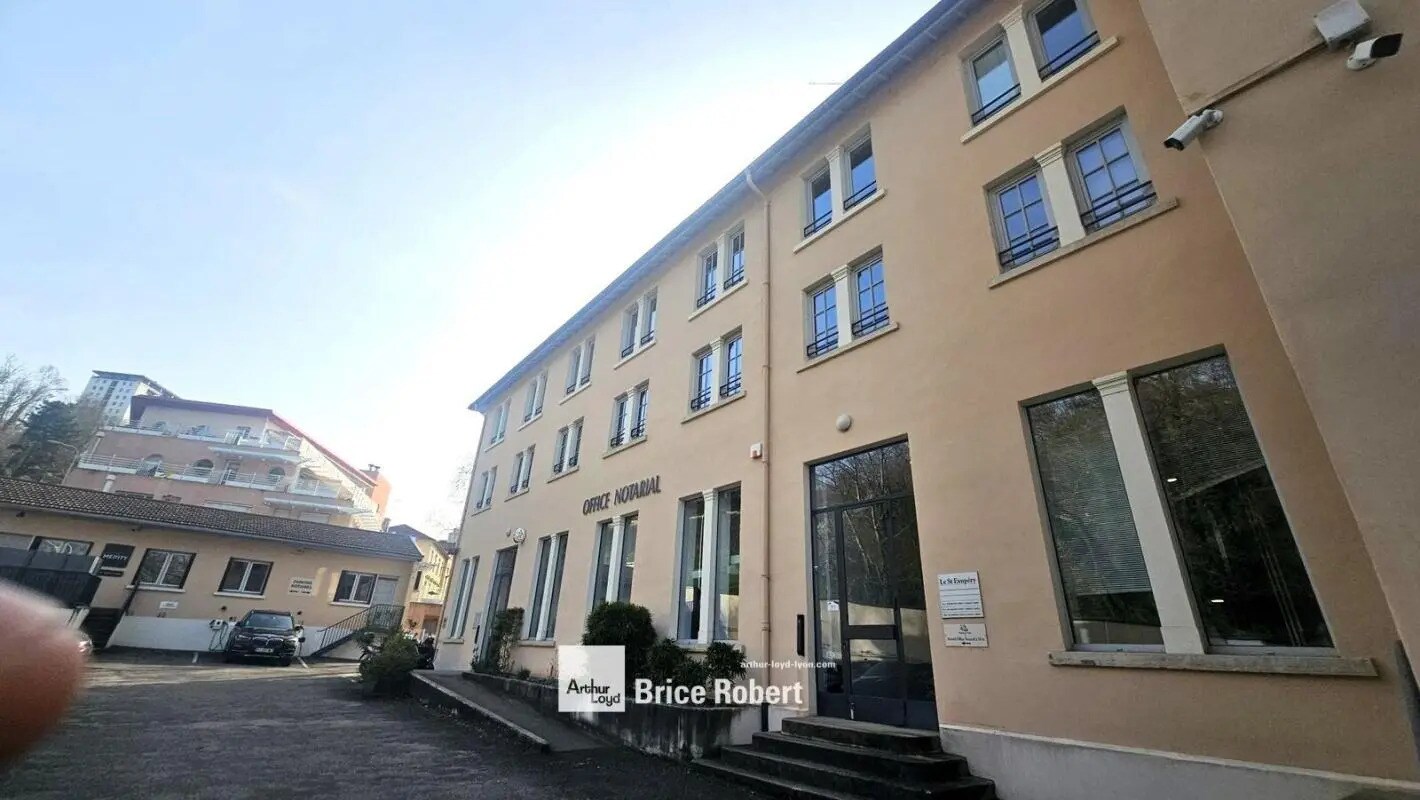 Bureau dans Lyon à louer Photo de l’immeuble– Image 1 sur 10