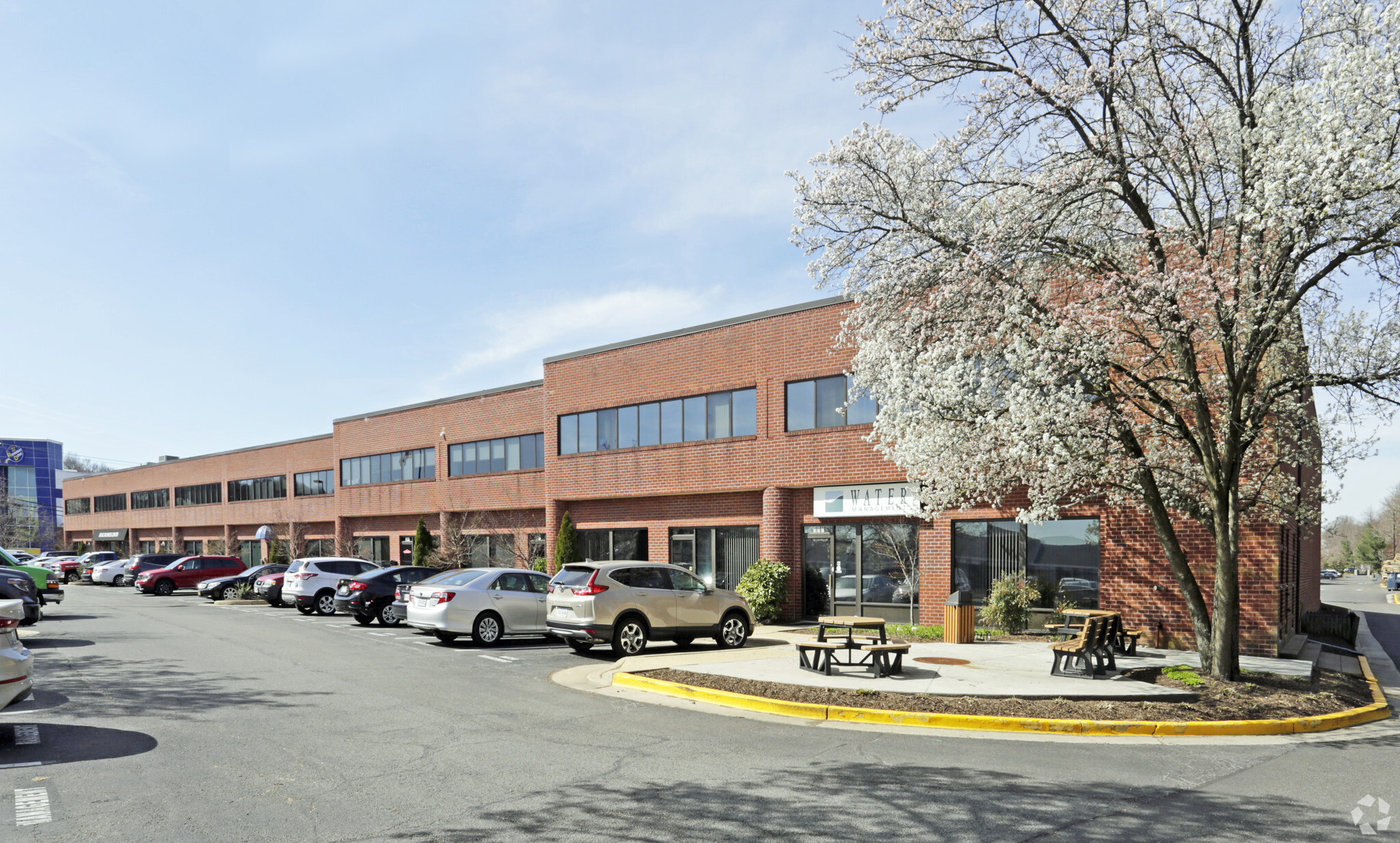 4601-4605 Eisenhower Ave, Alexandria, VA à louer Photo principale– Image 1 sur 3