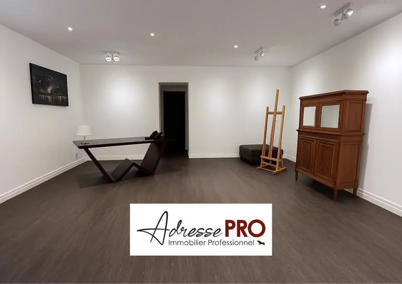 Local commercial dans Bordeaux à vendre - Photo de l’immeuble – Image 2 sur 4