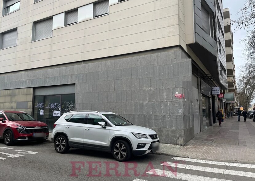 Immeuble residentiel dans Sabadell, Barcelona à vendre - Photo principale – Image 1 sur 2