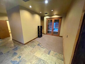 1072 E Old Canyon Ct, Flagstaff, AZ à louer Photo intérieure– Image 2 sur 36