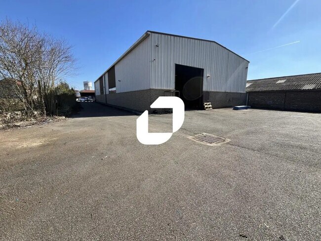 Plus de détails pour Industriel/Logistique à vendre