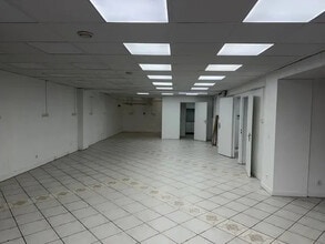 Local commercial dans Paris à louer Photo intérieure– Image 1 sur 3