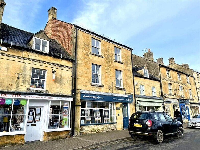 21 High St, Moreton In Marsh à vendre - Photo de l’immeuble – Image 1 sur 1