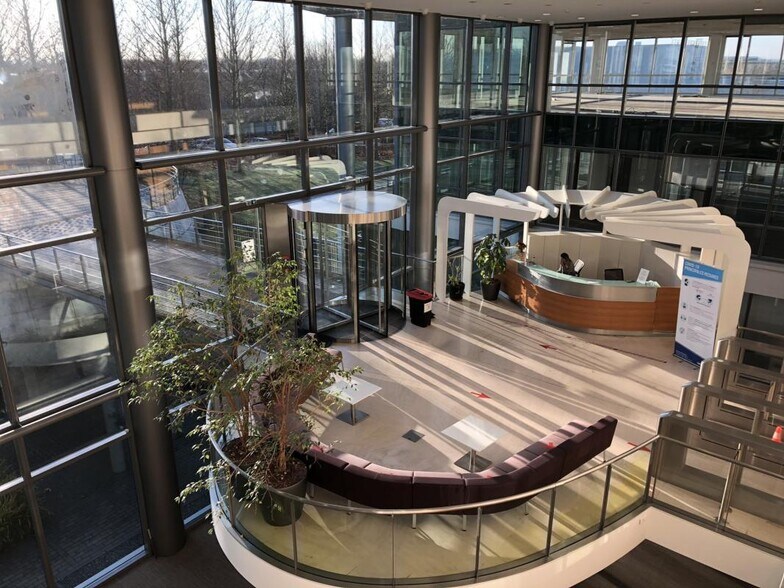 229 Rue De La Belle Etoile, Roissy-en-France à louer - Hall d’entrée – Image 3 sur 10