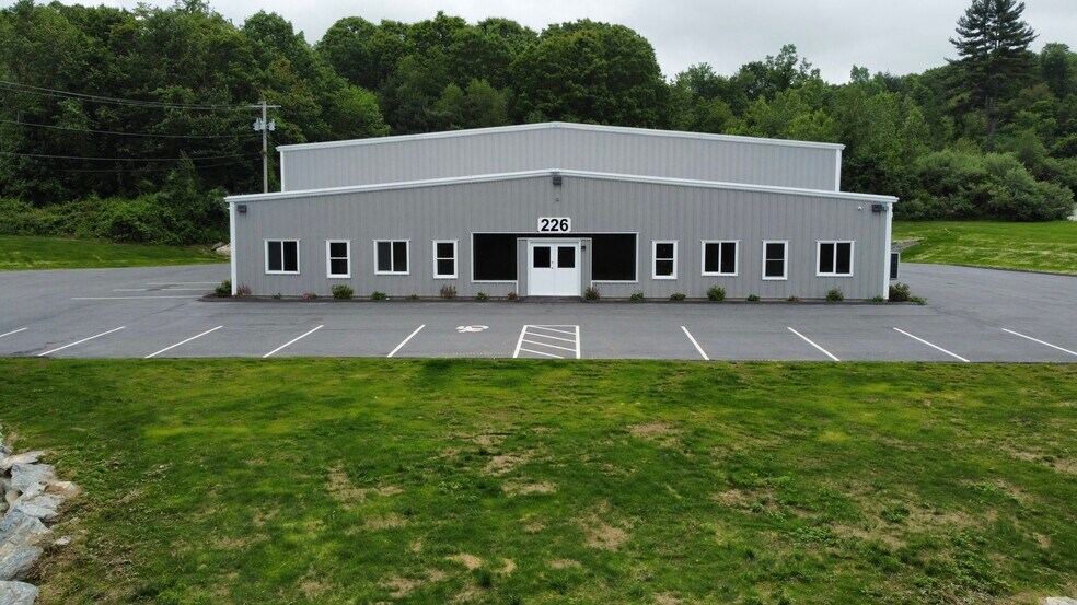 226 Norwich Rd, Plainfield, CT à vendre - Photo de l’immeuble – Image 2 sur 15