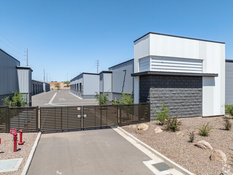 450 E Willis Rd, Chandler, AZ à vendre - Photo de l’immeuble – Image 2 sur 7