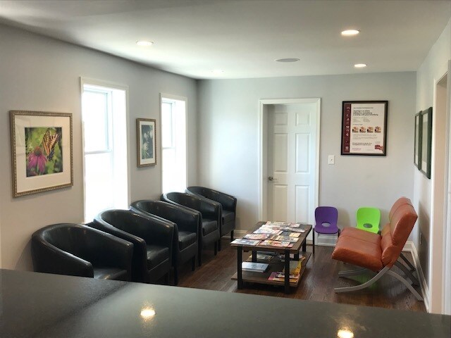 2918 Spencerville Rd, Burtonsville, MD à vendre - Photo intérieure – Image 3 sur 7
