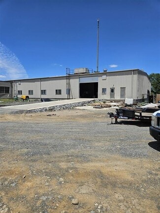 Plus de détails pour 2610 S Main St, Harrisonburg, VA - Industriel/Logistique à vendre