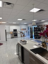 15499 SW 12th St, Sunrise, FL à louer Photo intérieure– Image 2 sur 27