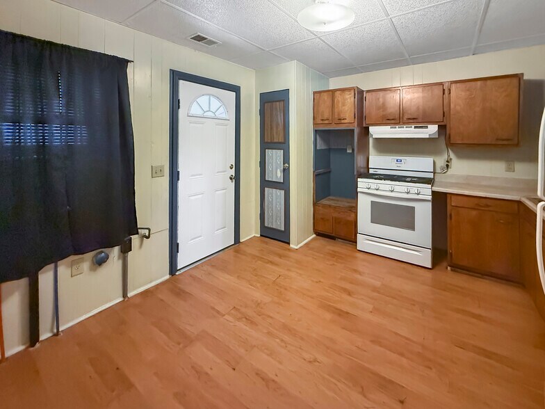 1021 Park St, Evansville, IN à vendre - Photo de l’immeuble – Image 3 sur 12