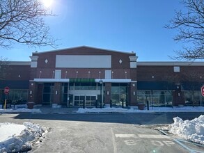 2130 Route 35, Holmdel, NJ à louer Photo de l’immeuble– Image 2 sur 7