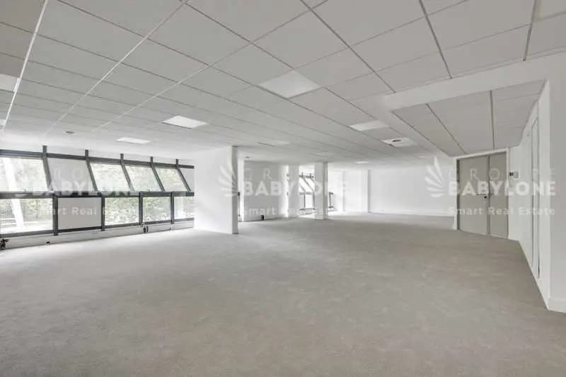 Bureau dans Asnières-sur-Seine à louer - Photo de l’immeuble – Image 3 sur 15