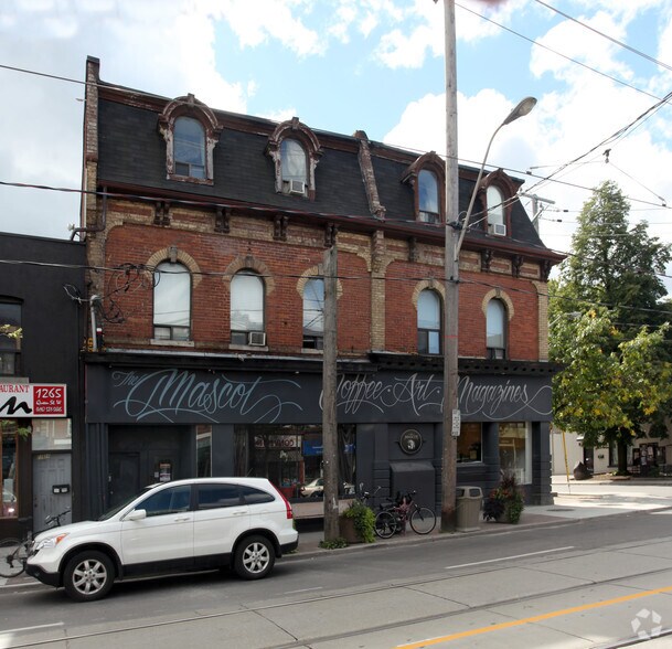 1267 Queen St W, Toronto, ON à louer - Photo de l’immeuble – Image 2 sur 2