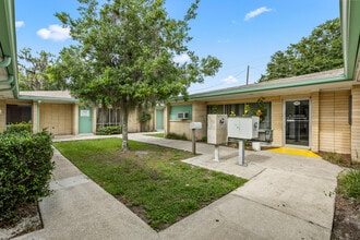 260 S Marion Ave, Lake City, FL à louer Photo intérieure– Image 1 sur 41