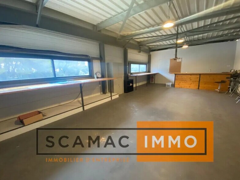 Local commercial dans Pélissanne à louer - Photo de l’immeuble – Image 2 sur 8