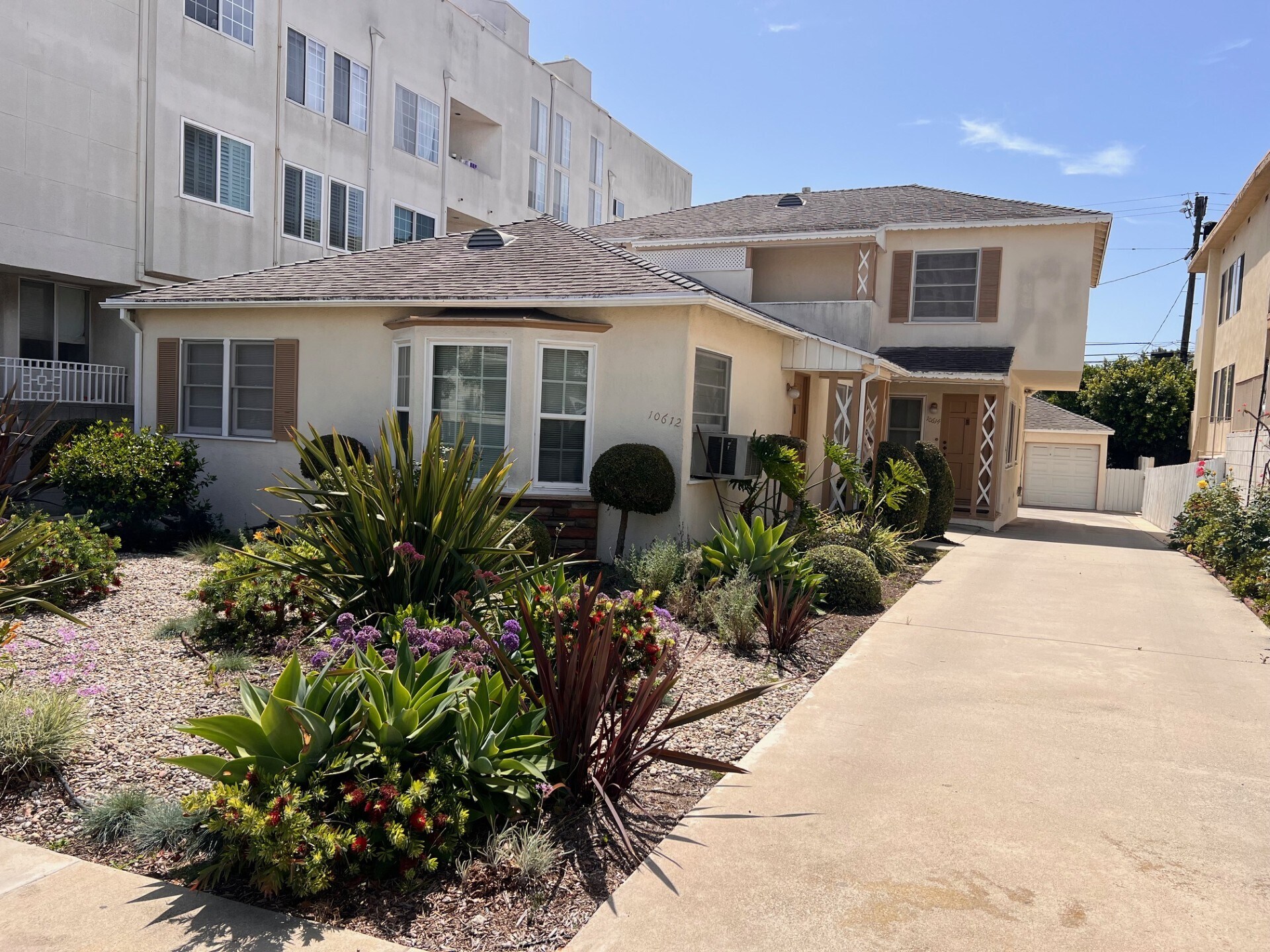 10612 Wilkins Ave, Los Angeles, CA à vendre Photo principale– Image 1 sur 8