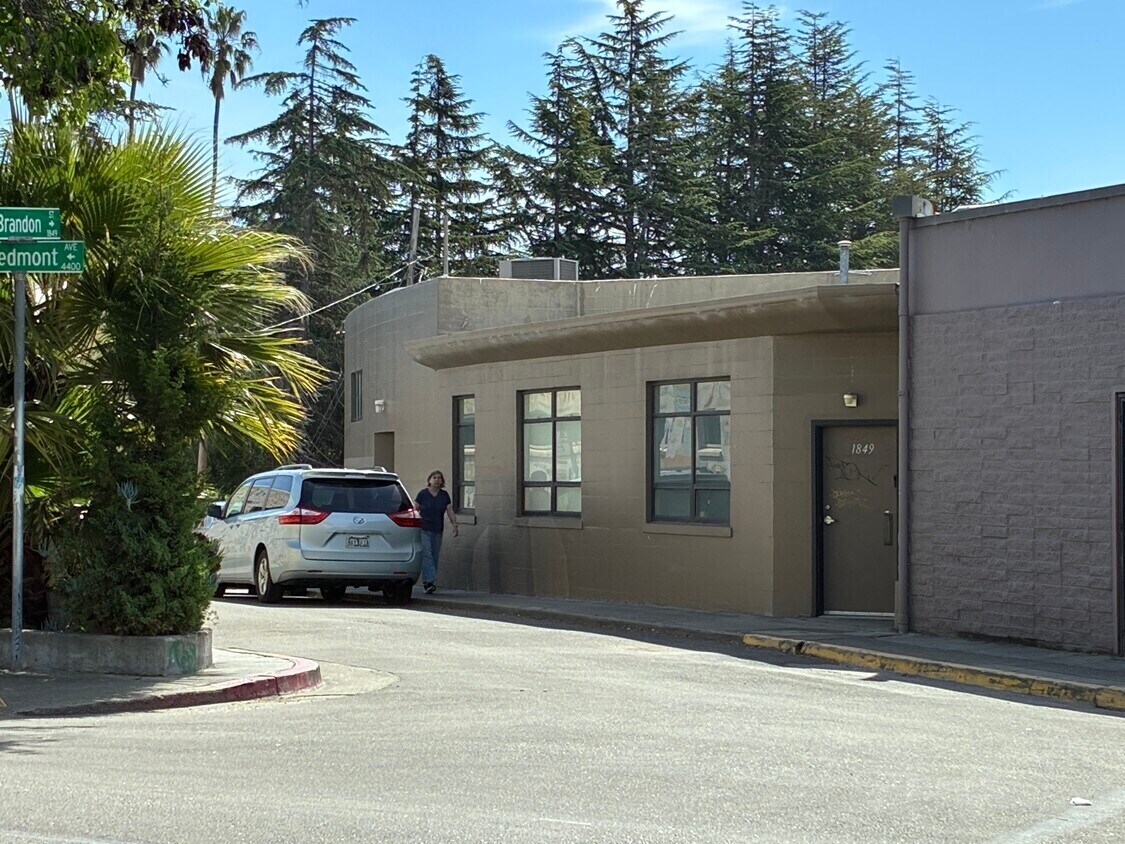 1849 Brandon St, Oakland, CA à vendre Photo principale– Image 1 sur 7