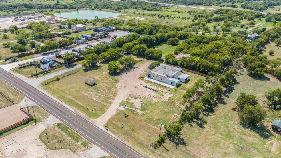 10401 Fm 1902, Crowley, TX à vendre - Photo de l’immeuble – Image 3 sur 22