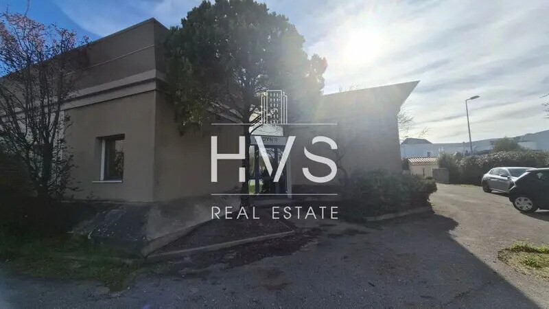 Local d’activités dans Aix-en-Provence à louer - Photo de l’immeuble – Image 1 sur 8