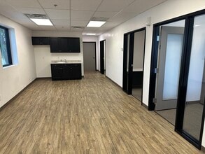 4602 N 16th St, Phoenix, AZ à louer Photo intérieure– Image 2 sur 6