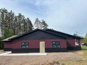 10186 State Road 27, Hayward, WI à louer Photo de l’immeuble– Image 1 sur 12