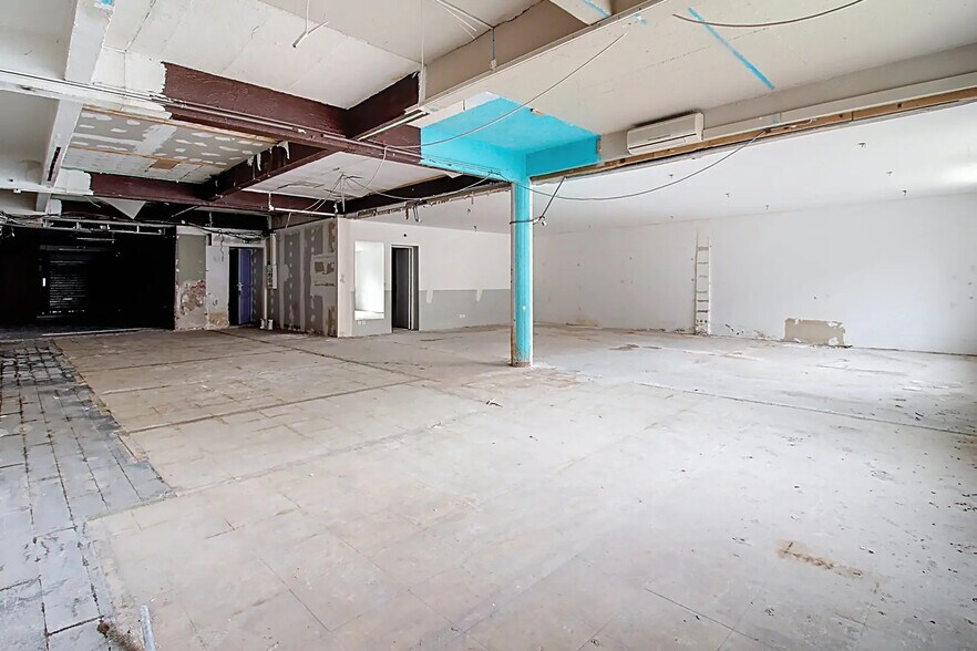 Local d'activités dans Draguignan à vendre - Photo intérieure – Image 3 sur 8