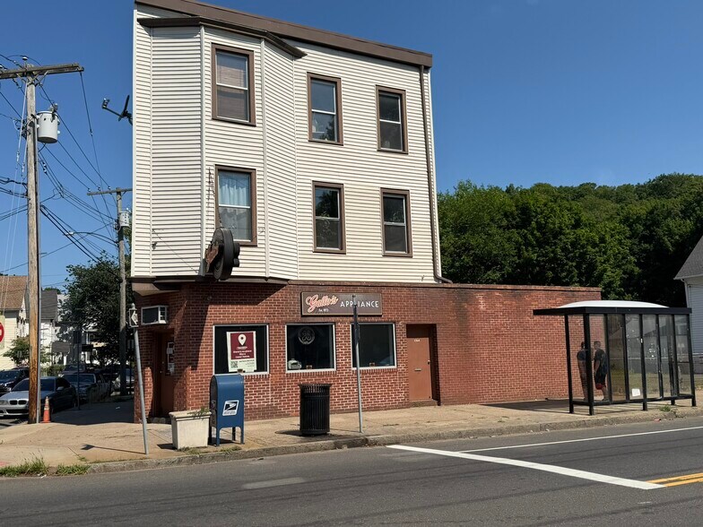 1362 State St, New Haven, CT à vendre - Photo de l’immeuble – Image 2 sur 22