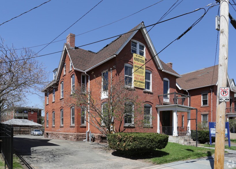 101 Oak St, Hartford, CT à vendre - Photo de l’immeuble – Image 3 sur 14