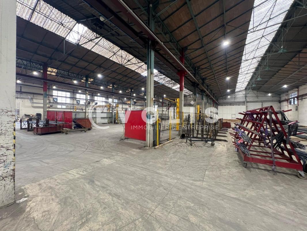 225 Avenue Des Marronniers, Bourgoin-Jallieu à vendre Photo de l’immeuble– Image 1 sur 8