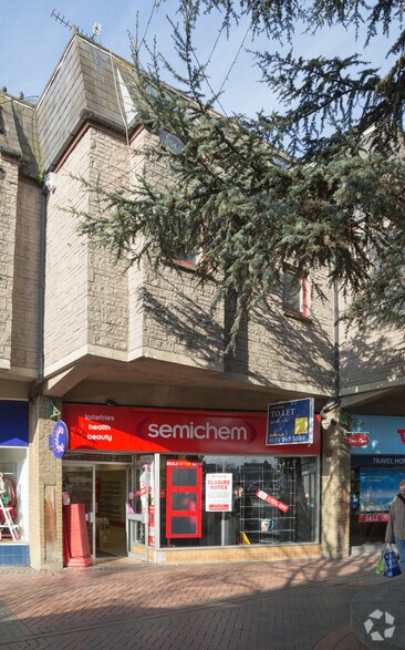 28-58 La Porte Precinct, Grangemouth à vendre - Photo de l’immeuble – Image 3 sur 9