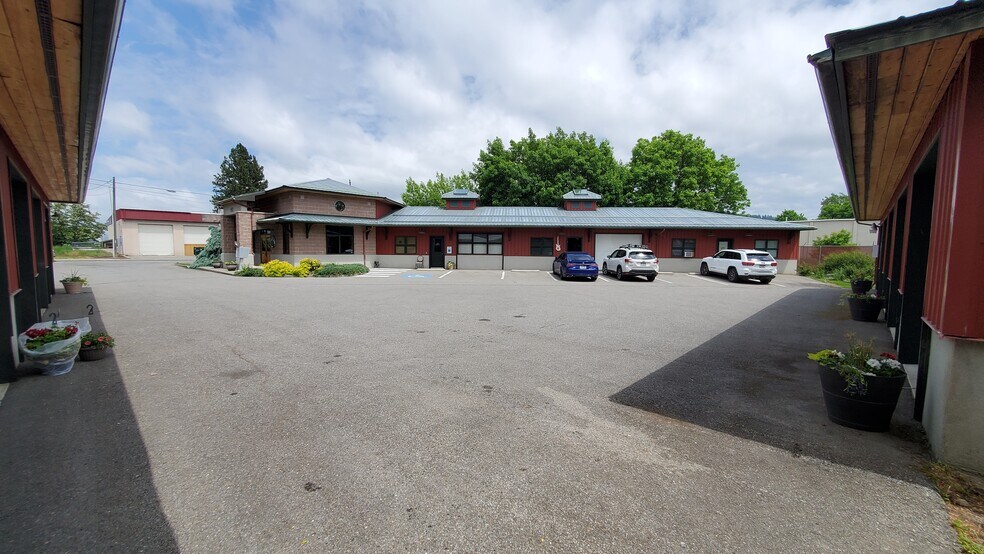 112 E Hazel Ave, Coeur d'Alene, ID à louer - Photo de l’immeuble – Image 2 sur 2