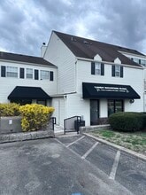153-154 Patchen Dr, Lexington, KY à louer Photo de l’immeuble– Image 1 sur 9