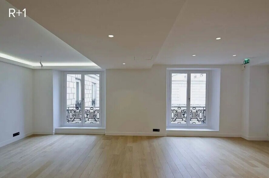 Bureau dans Paris à louer - Photo de l’immeuble – Image 3 sur 10