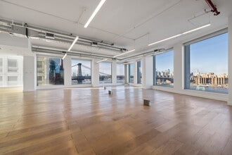 10 Grand St, Brooklyn, NY à louer Photo intérieure– Image 2 sur 13