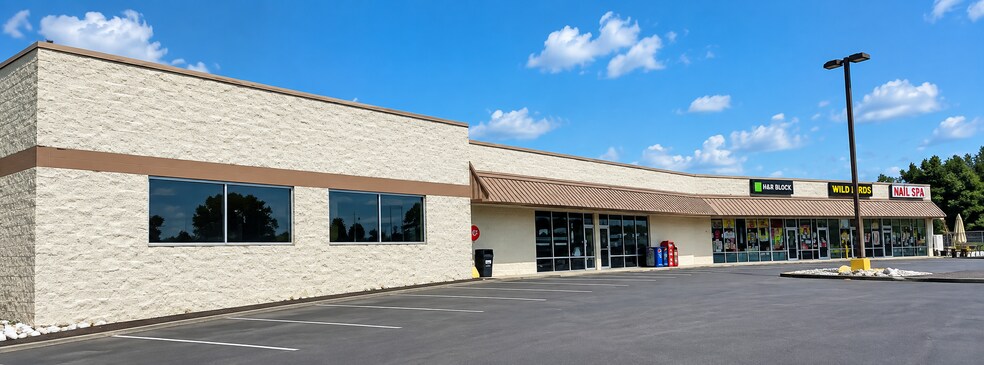 835 E North St, Kendallville, IN à louer - Photo de l’immeuble – Image 1 sur 10