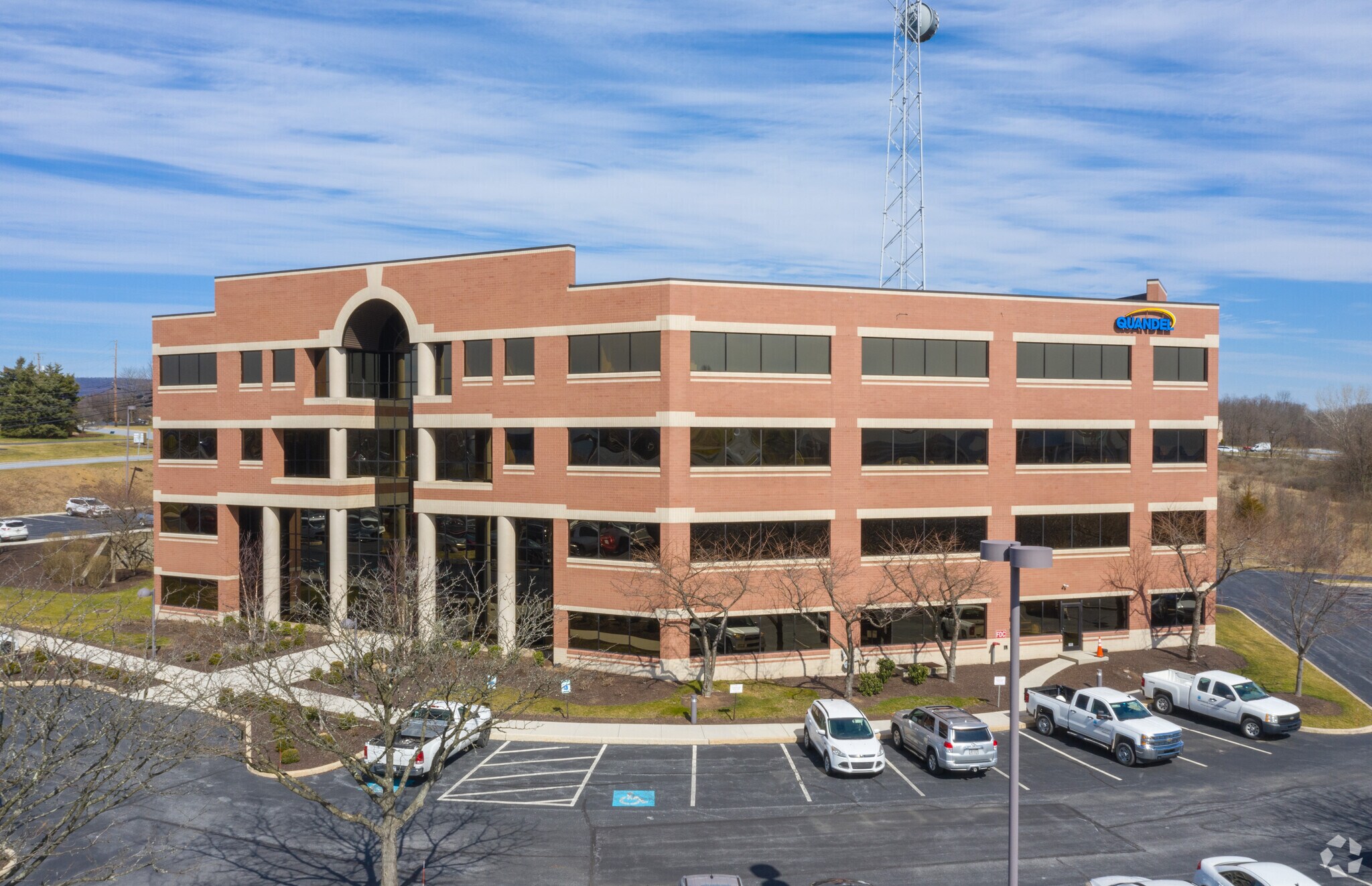 2601 Market Place St, Harrisburg, PA à louer Photo principale– Image 1 sur 4