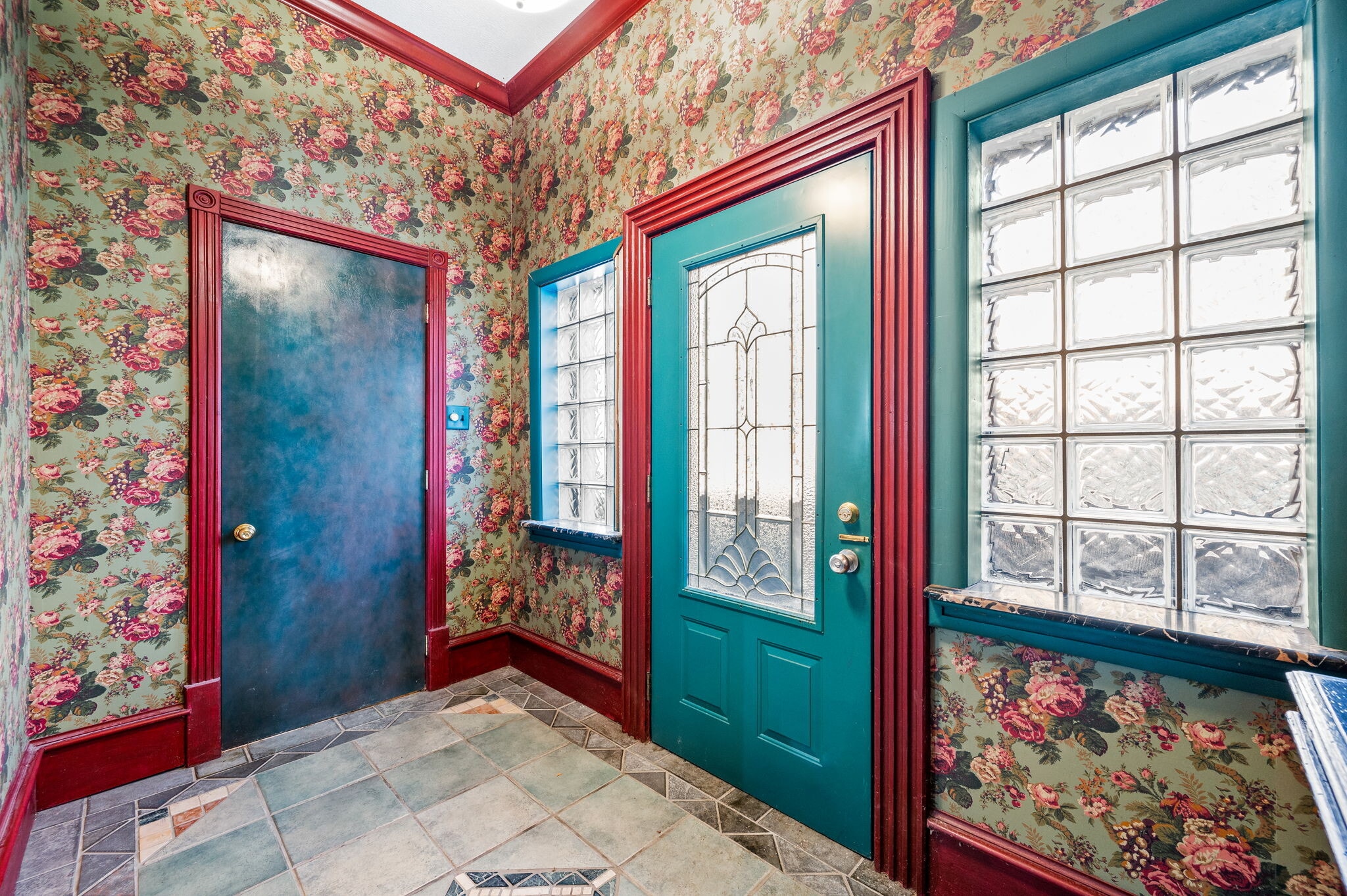 5091 Umbria St, Philadelphia, PA à louer Photo de l’immeuble– Image 1 sur 16