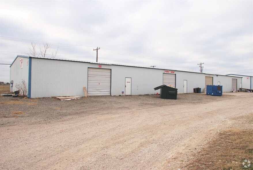 9881 N Saginaw Blvd, Fort Worth, TX à louer - Photo principale – Image 1 sur 22