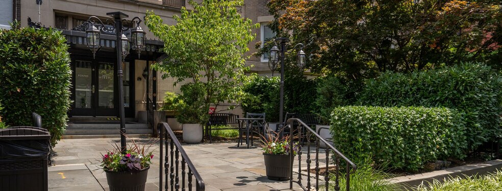 1627 16th St NW, Washington, DC à vendre - Photo de l’immeuble – Image 3 sur 17