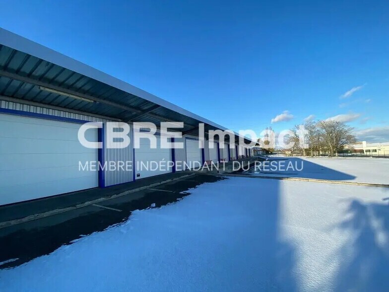 Local d’activités dans Couchey à louer - Photo de l’immeuble – Image 1 sur 11