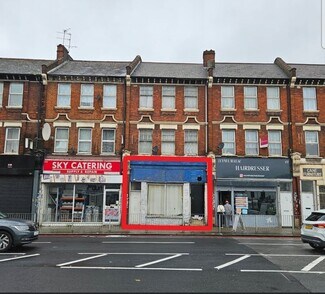 Plus de détails pour 155 Green Lanes, Londres - Local commercial à louer