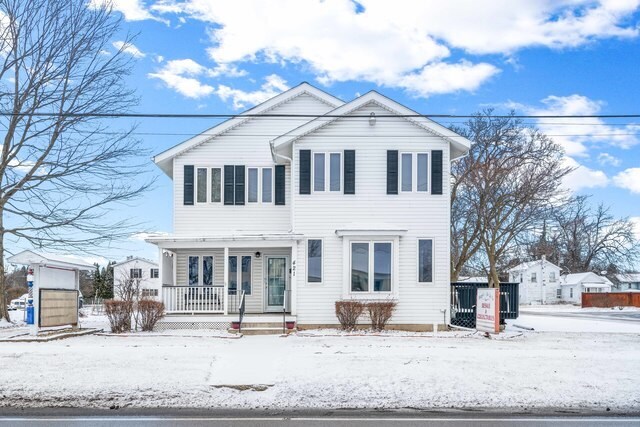 421 E Church St, Sandwich, IL à vendre - Photo principale – Image 1 sur 1