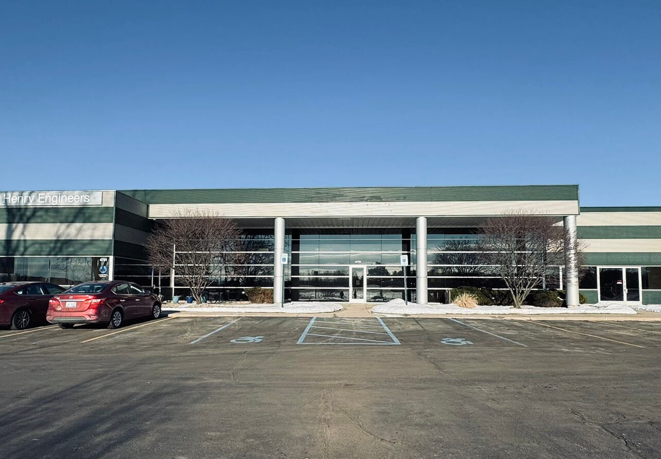 4775 Campus Dr, Kalamazoo, MI à vendre Photo principale– Image 1 sur 34