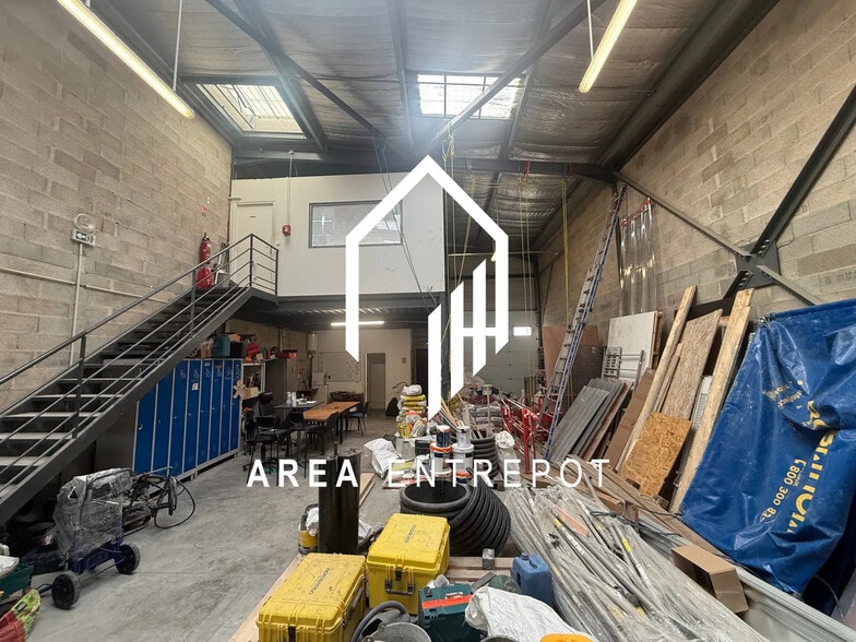 Local d’activités dans Marseille à louer - Photo intérieure – Image 2 sur 6