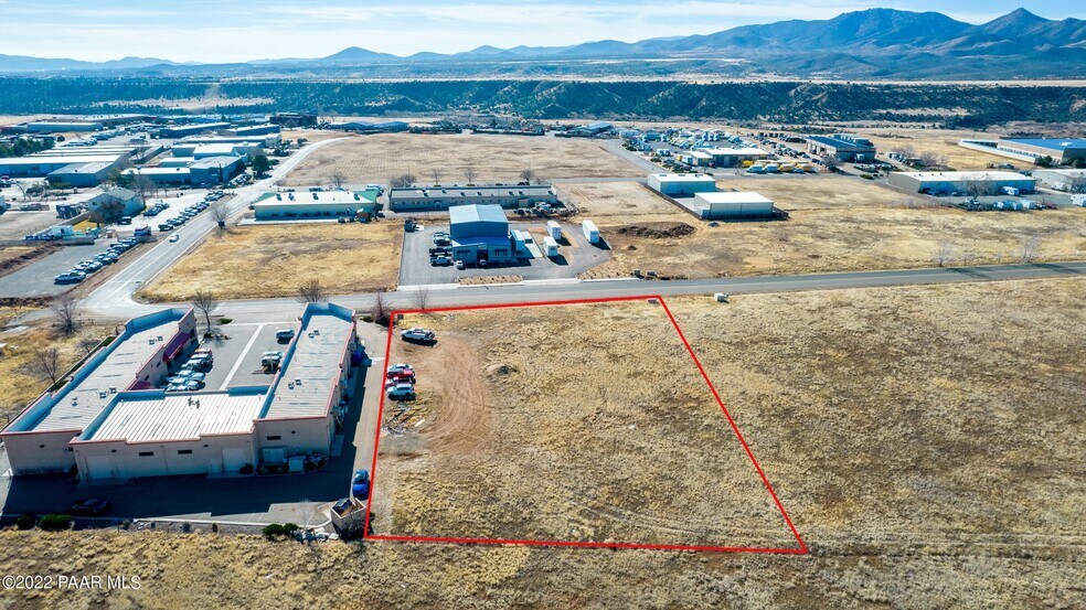 9386 E Florentine Rd, Prescott Valley, AZ à vendre - Photo de l’immeuble – Image 2 sur 8