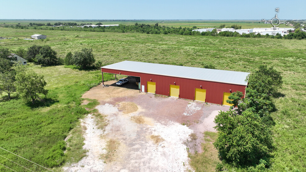 30649 FM 529 Rd, Brookshire, TX à vendre - Photo de l’immeuble – Image 3 sur 4